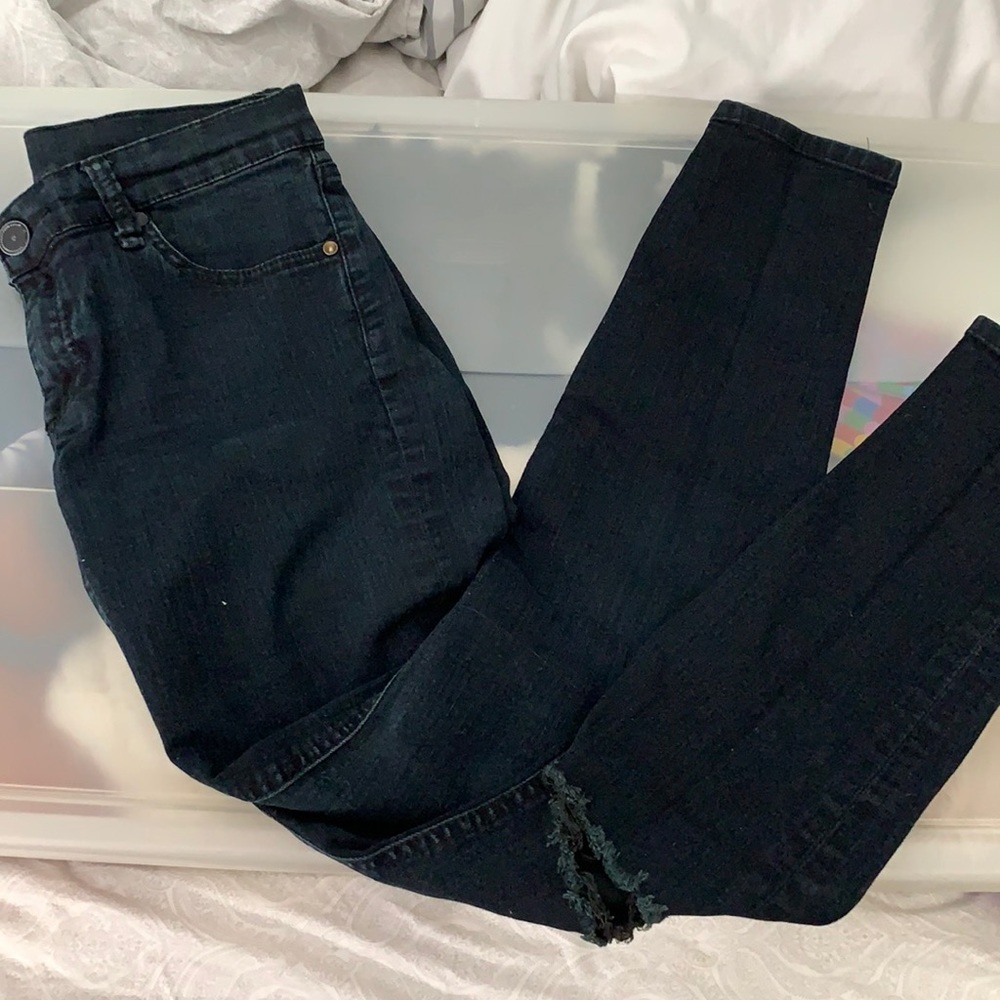 Nordstrom Edyson Black Ripped Jeans